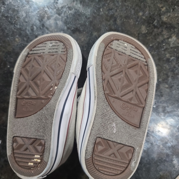 Converse - Picture 5 of 5